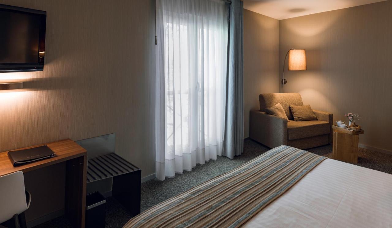 Alysson Hotel Oloron-Sainte-Marie Buitenkant foto