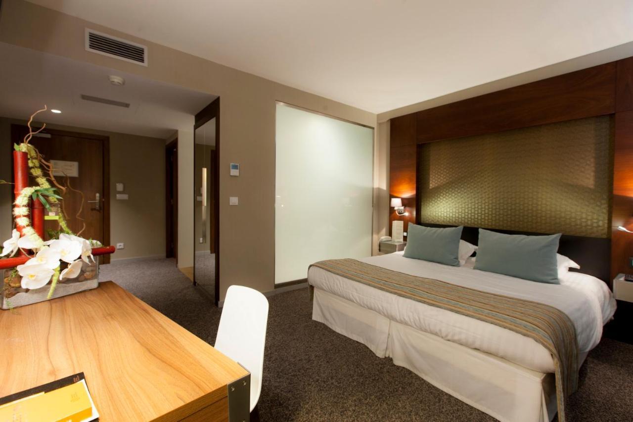 Alysson Hotel Oloron-Sainte-Marie Buitenkant foto